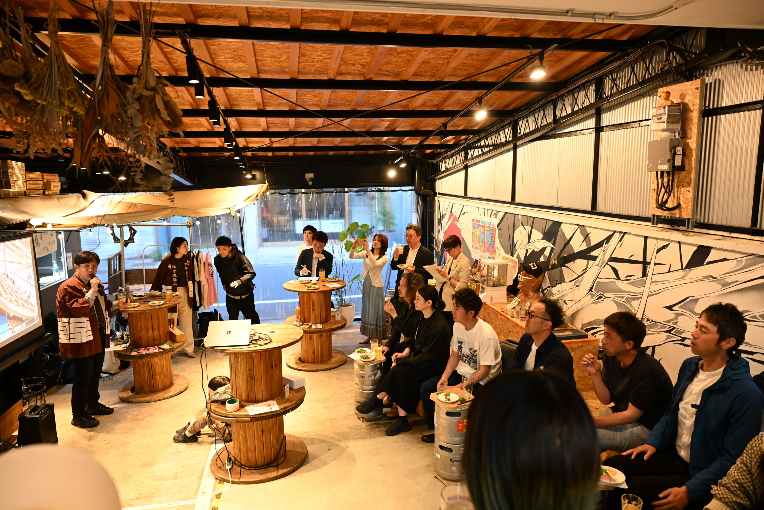 KBL THE GARAGE様にて、『クラフトビール片手に社寺建築トーク♪』を開催しました！