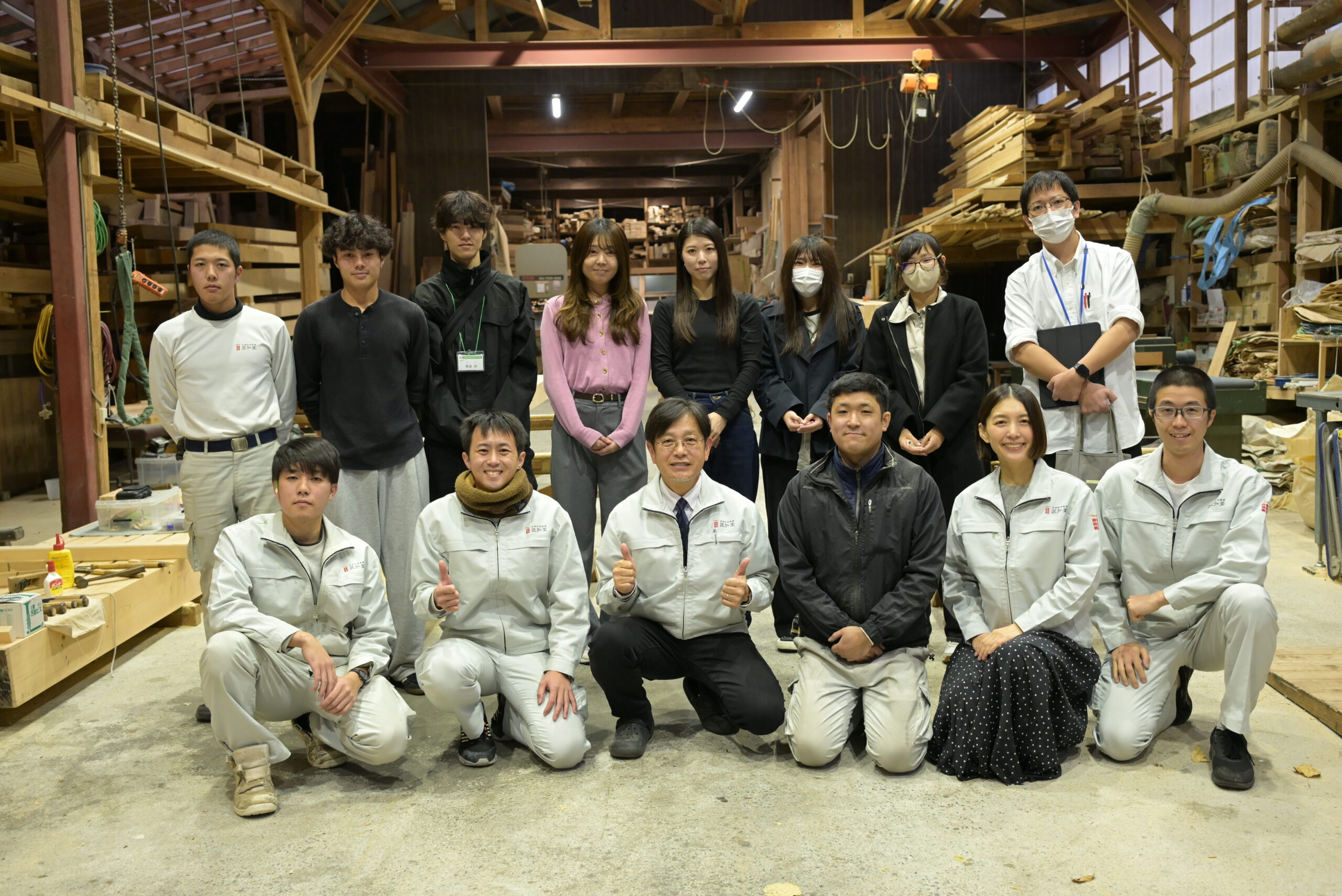 近畿高等看護専門学校の学生様6名が、授業の一環で宮大工にインタビューをしにお越しくださいました！